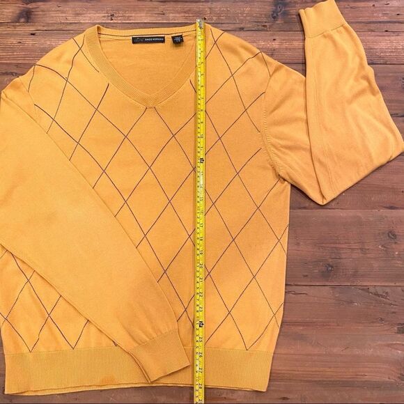Greg Norman Golf Sweater Yellow V-Neck size Large - Picture 12 of 16